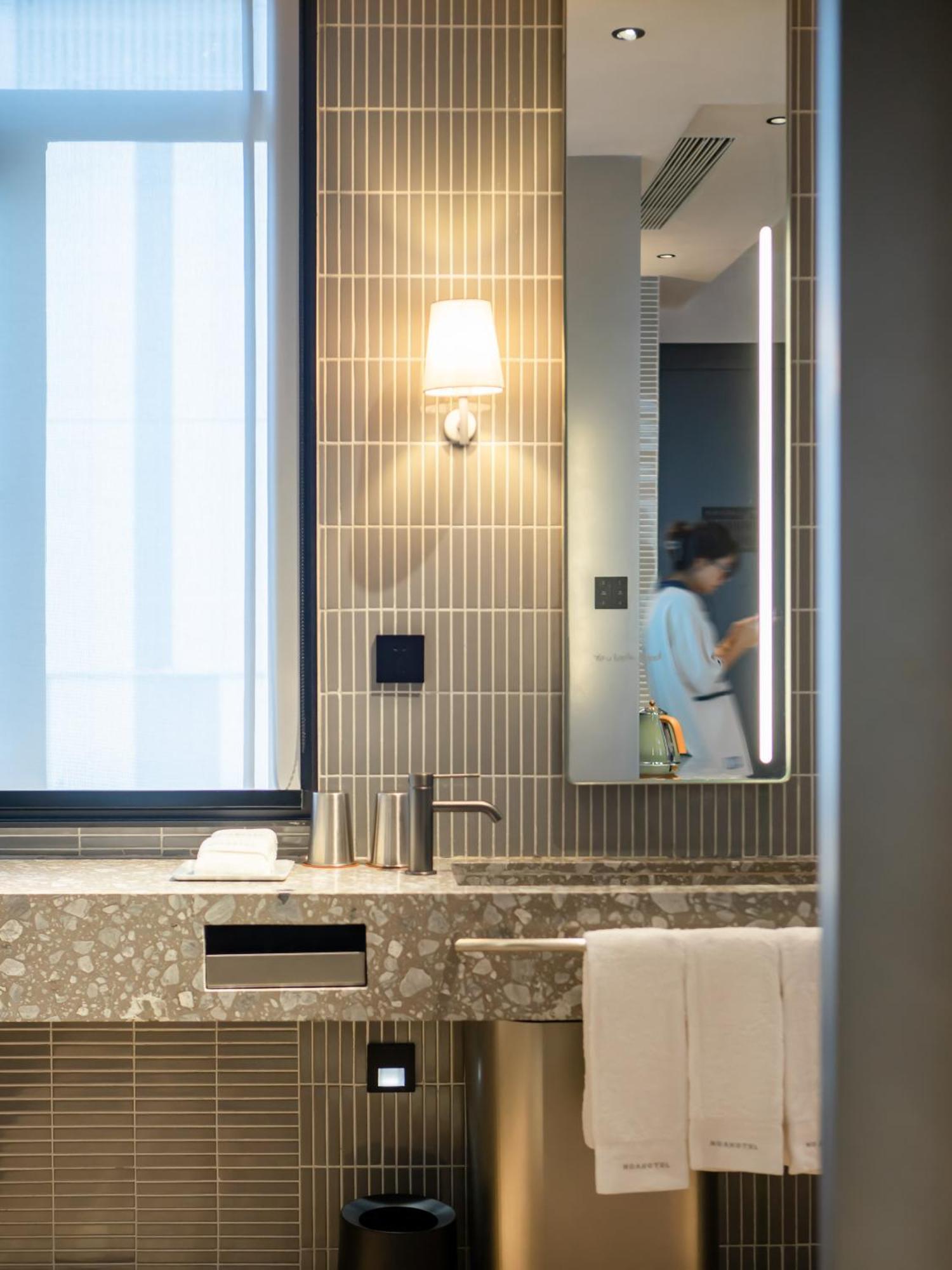 Noa Hotel Shenzhen Luohu Exterior photo